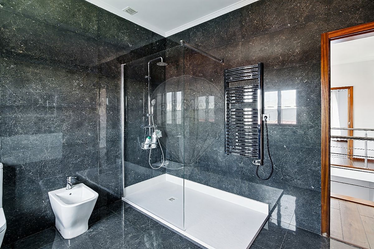 listing 123821401-23 picture-0