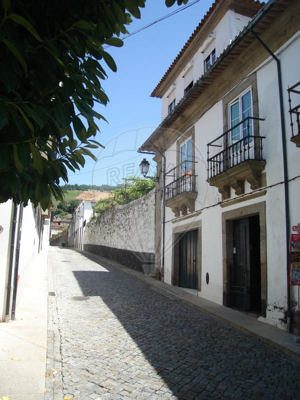 Moradia T6 para venda