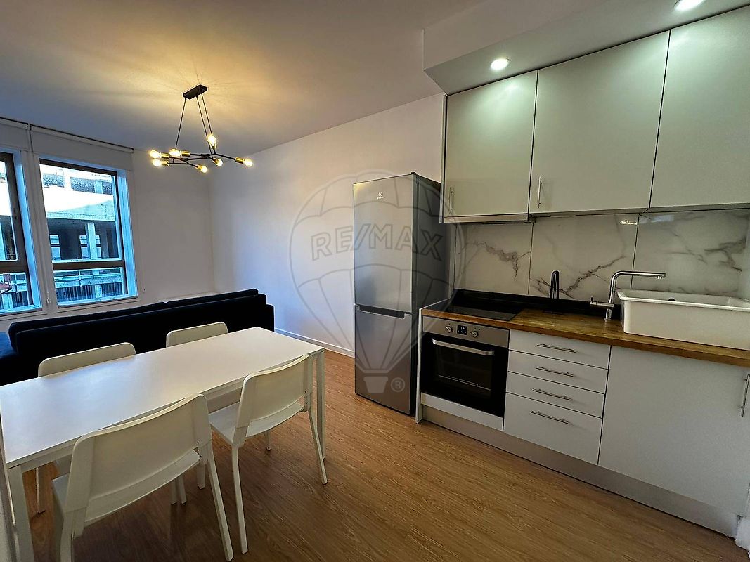 Apartamento T1 à venda em Porto