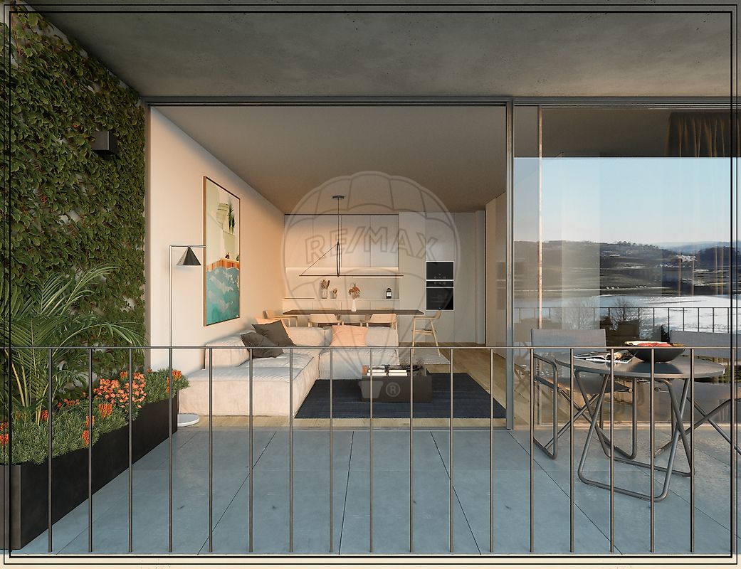 Apartamento T3 à venda em Porto