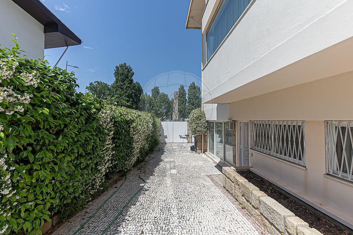 Moradia T4 à venda em Porto