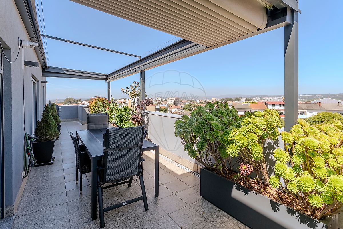 Apartamento T3 à venda em Gondomar