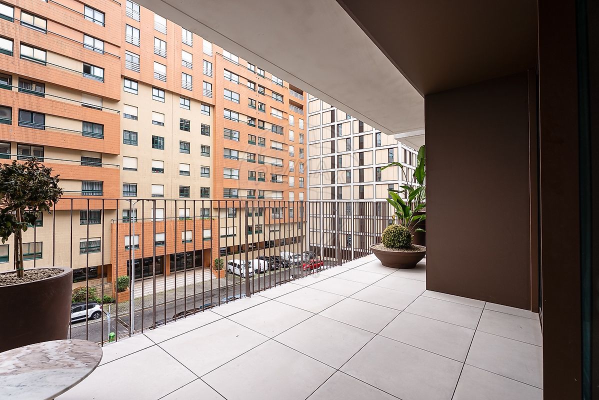 Apartamento T2 à venda em Vila Nova de Gaia