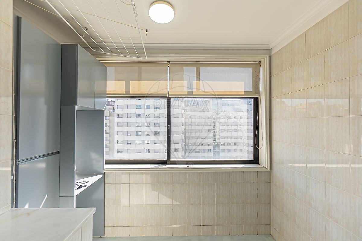 Apartamento T3 à venda em Mafamude e Vilar do Paraíso, Vila Nova de Gaia — foto 12