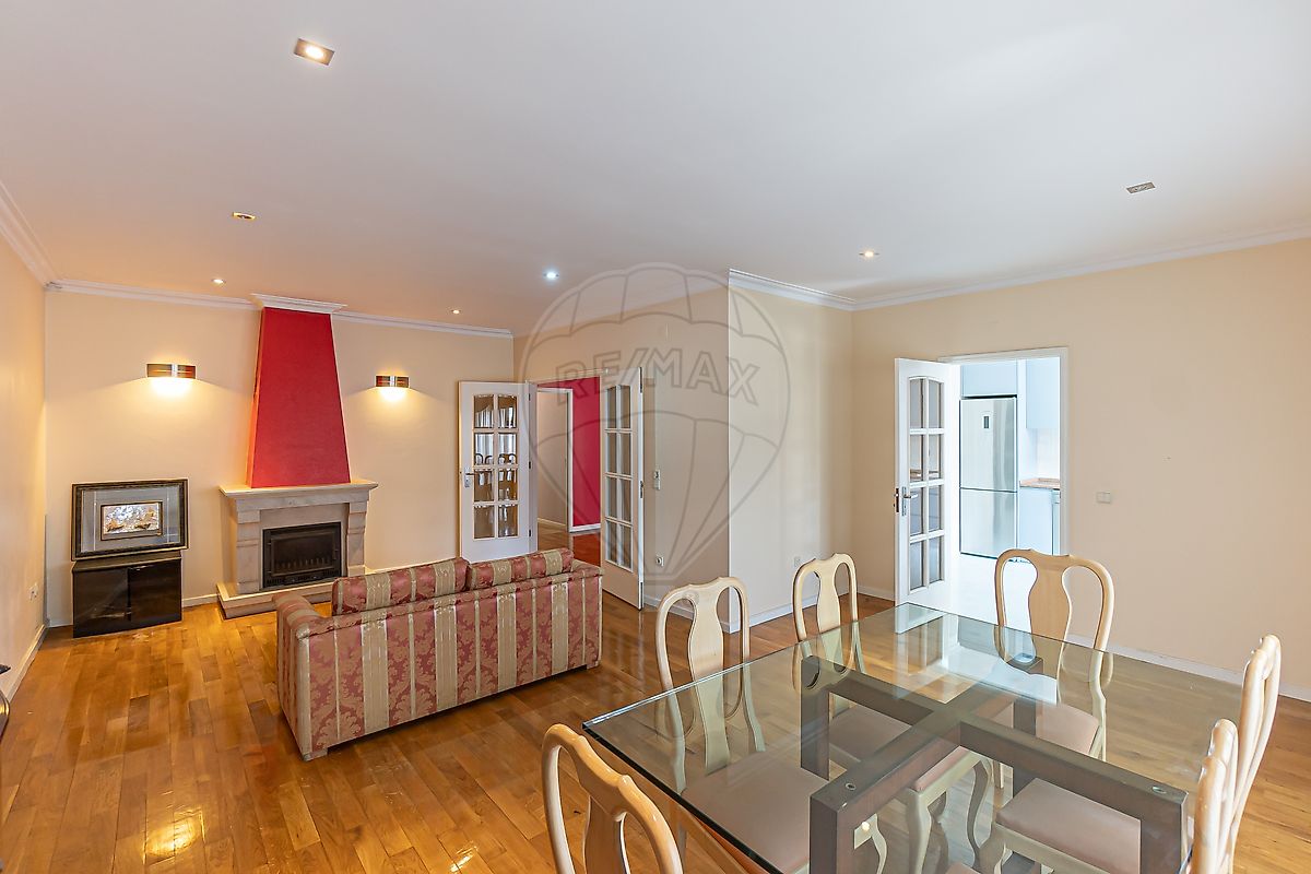 Apartamento T3 à venda em Vila Nova de Gaia