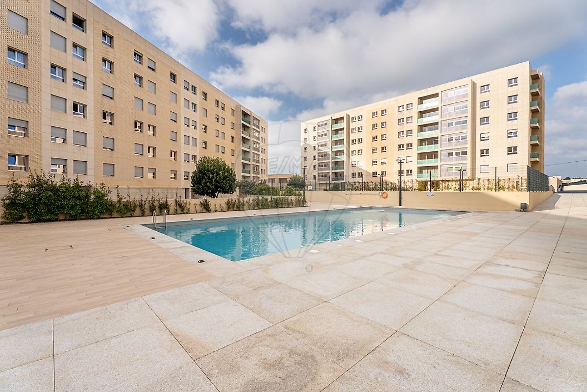 Apartamento T3 à venda em Maia