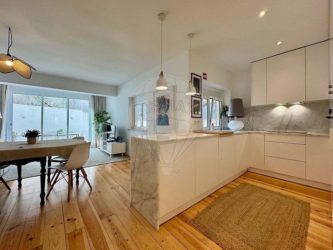 Apartamento T2 para arrendar em Oeiras