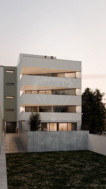 Apartamento T2 à venda em Vila Nova de Gaia