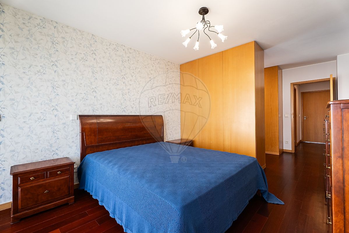 Apartamento T5 à venda em Lordelo do Ouro e Massarelos, Porto — foto 33