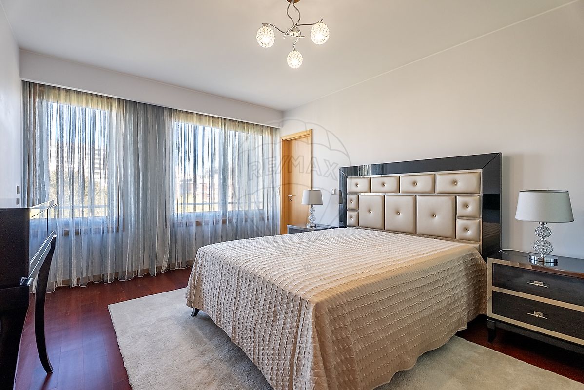 Apartamento T5 à venda em Lordelo do Ouro e Massarelos, Porto — foto 24