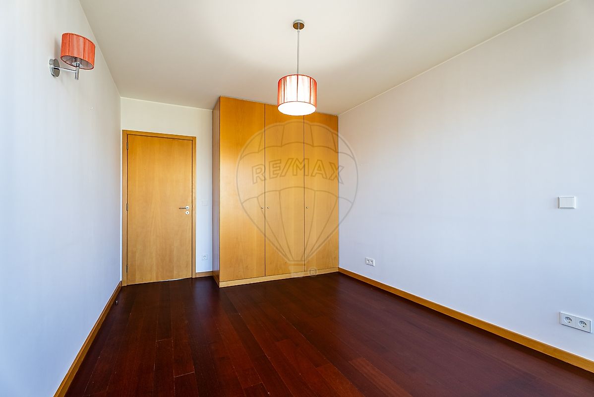 Apartamento T5 à venda em Lordelo do Ouro e Massarelos, Porto — foto 29