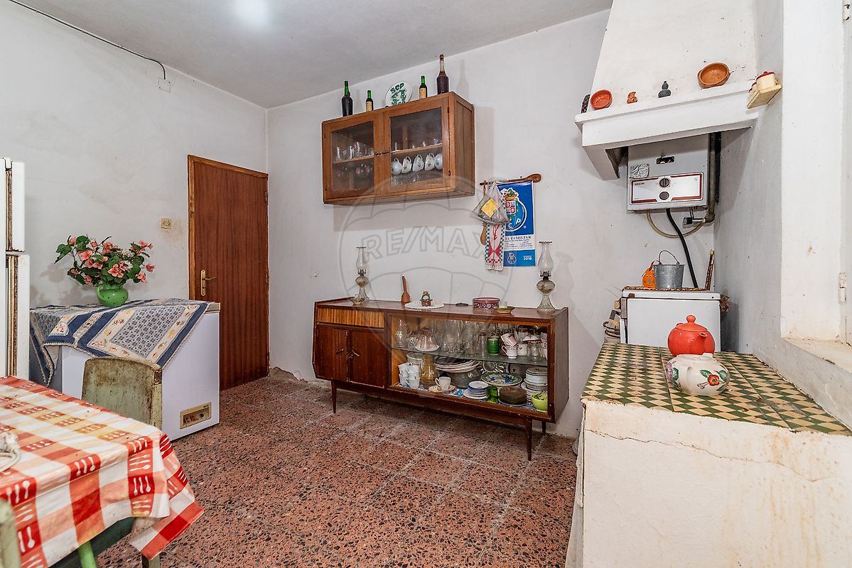 listing 123831150-44 picture-0