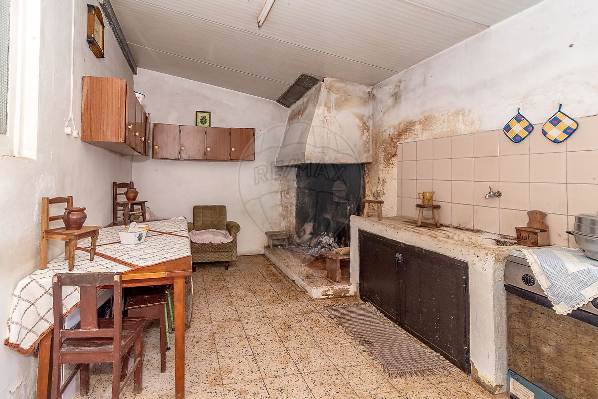 listing 123831150-44 picture-0