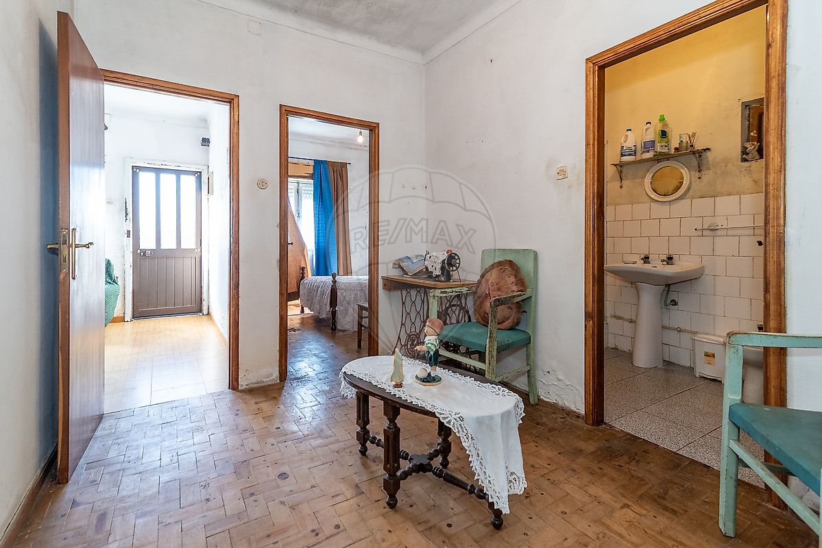 listing 123831150-44 picture-0