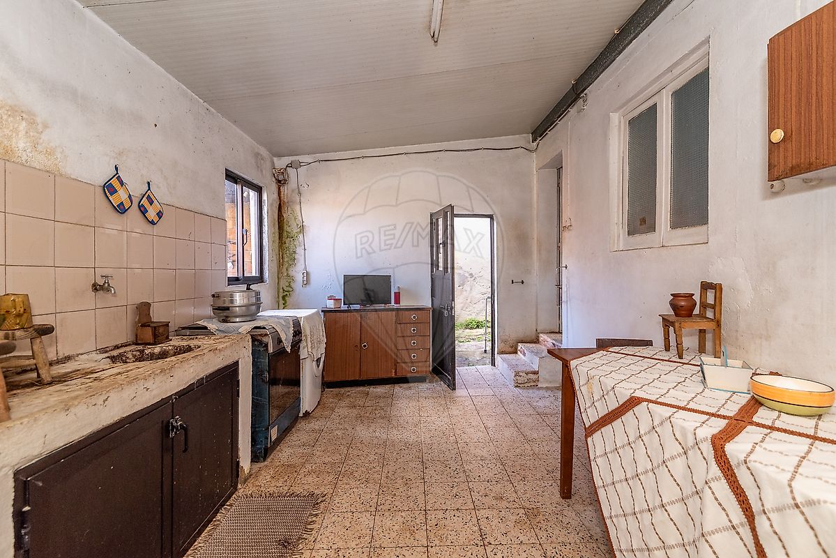 listing 123831150-44 picture-0