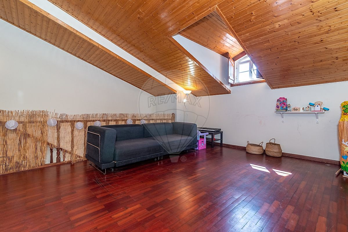 listing 123831140-56 picture-0