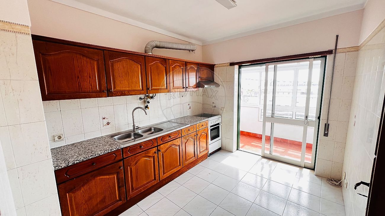 Apartamento T3 para arrendar em Figueira da Foz