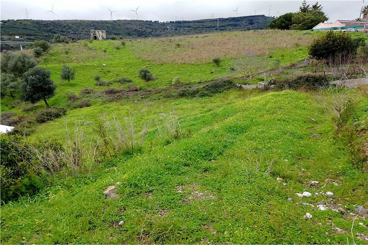 Terreno à venda em Loures