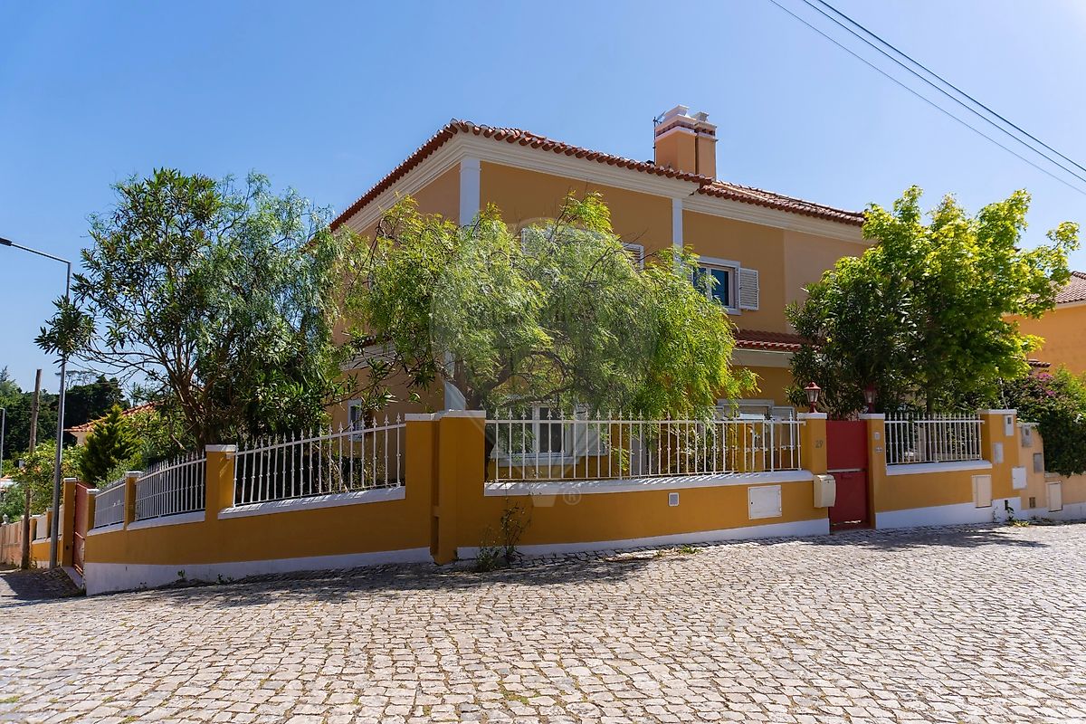 Moradia T4 à venda em Sintra