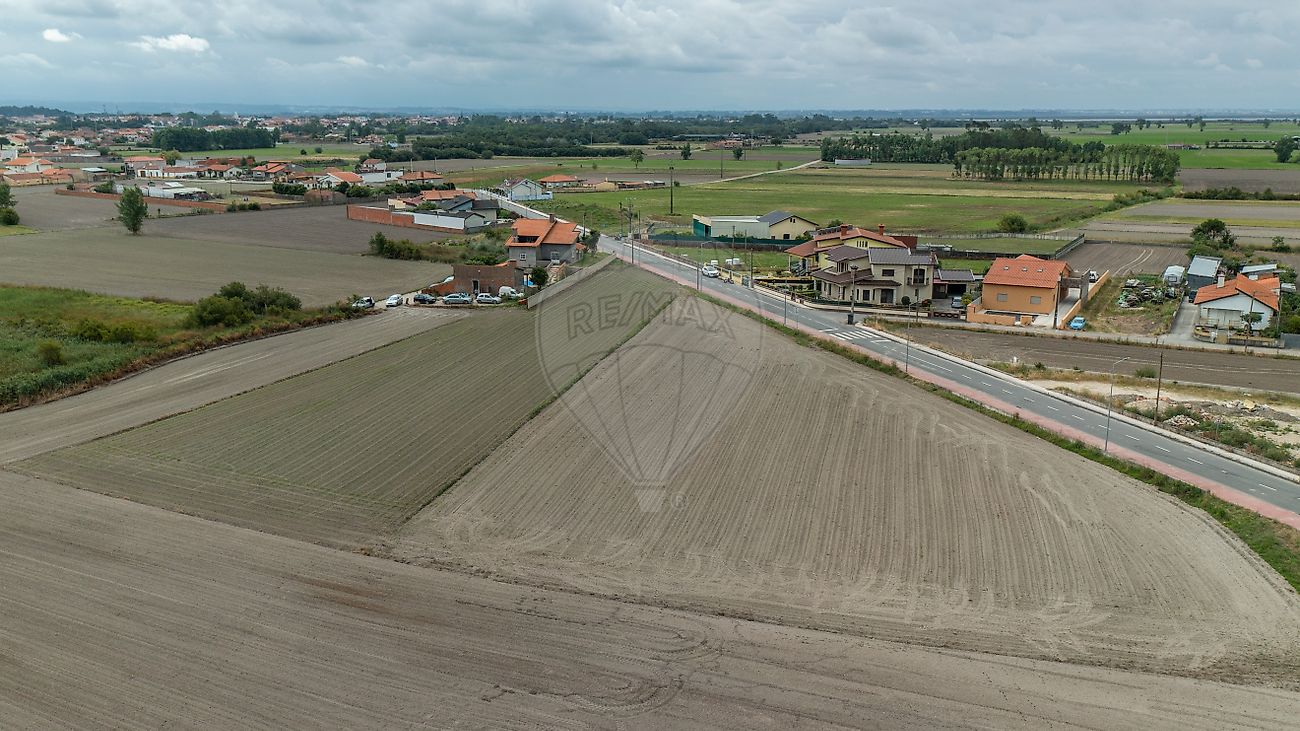 Terreno à venda em Murtosa