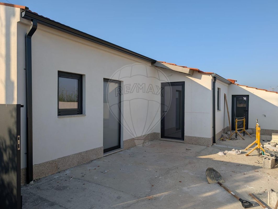 Moradia T2 para venda