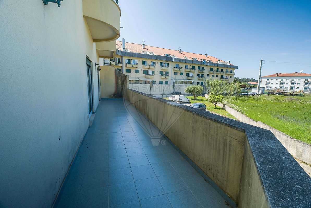 Apartamento T2 - Oiã, Oliveira do Bairro, Aveiro