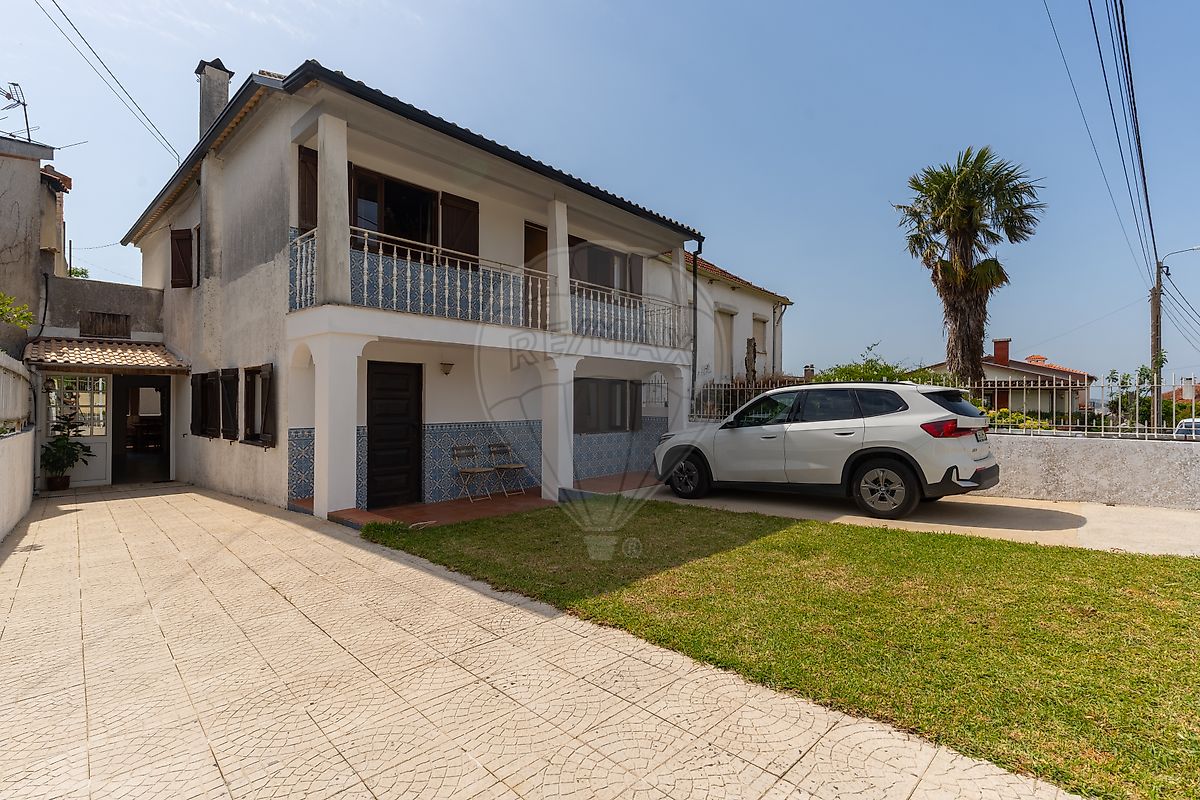 Moradia T4 à venda em Águeda