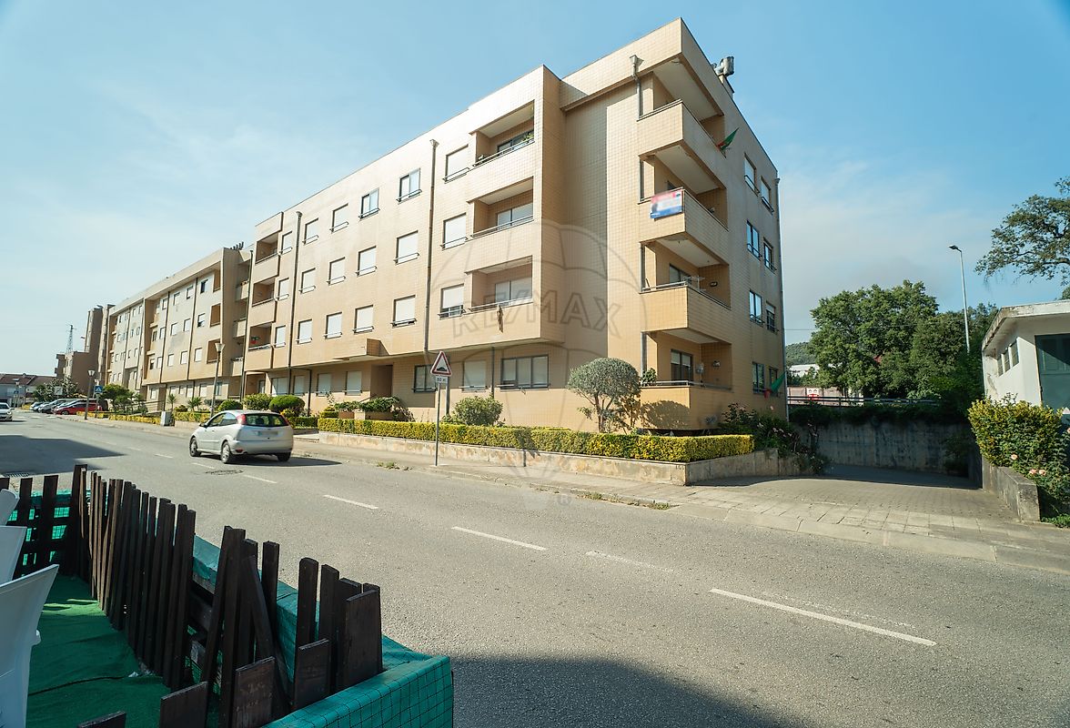 Apartamento T3 à venda em Valongo