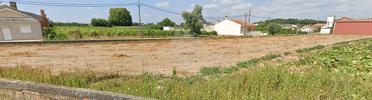Terreno à venda em Oliveira do Bairro