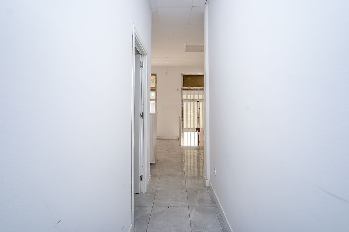 listing 123881080-58 picture-0