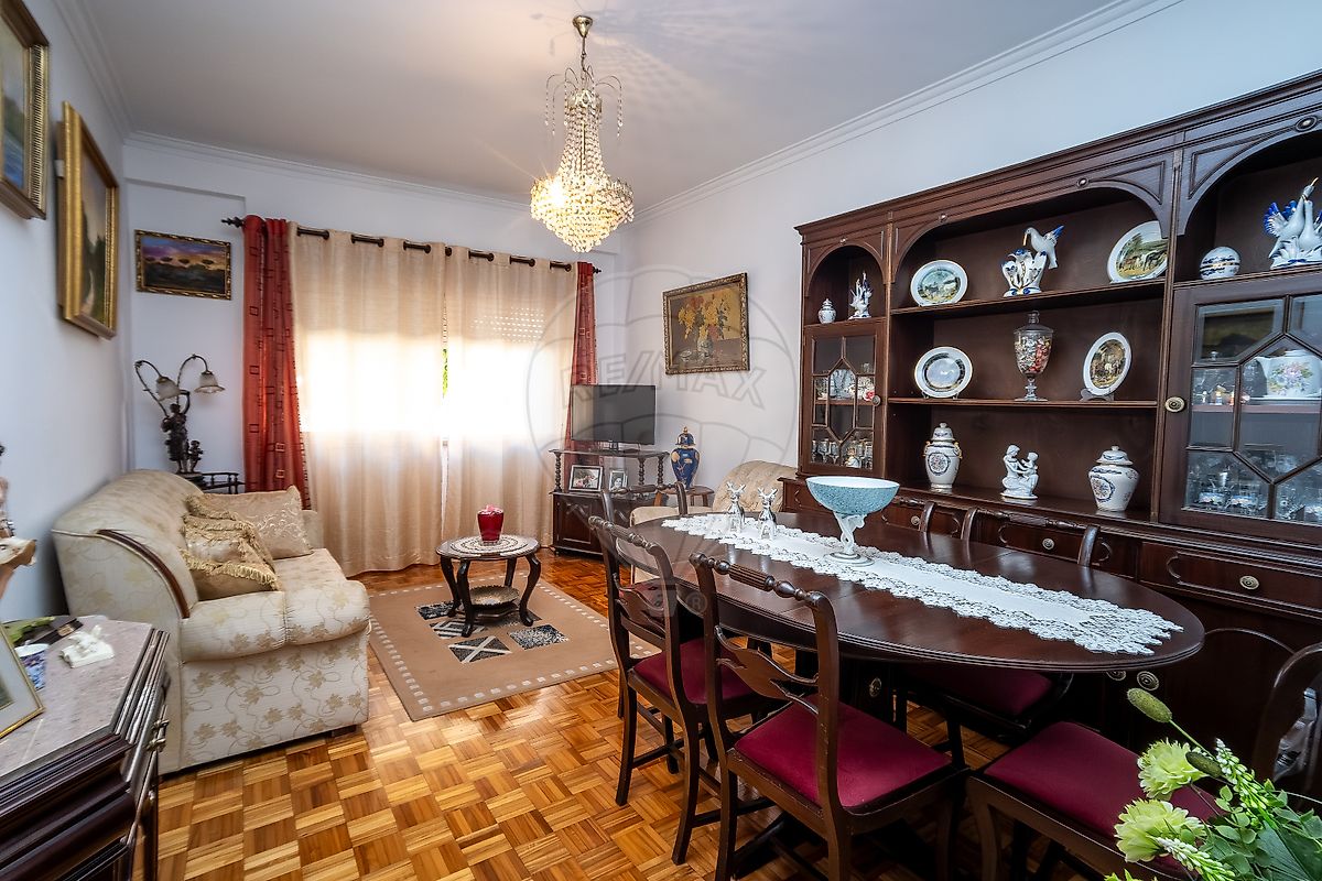 Apartamento T1 à venda em Amadora