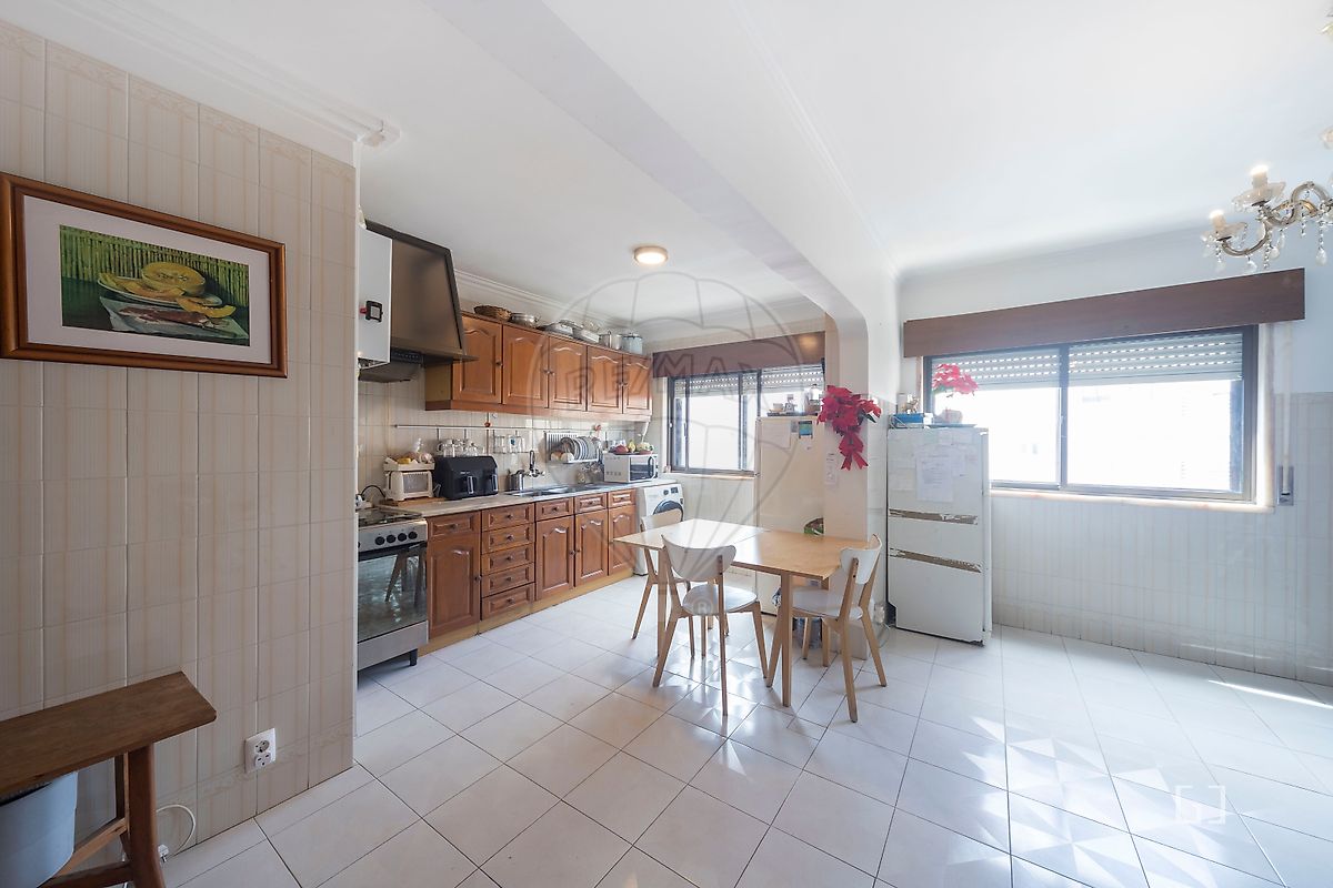 Duplex T2 à venda em Amadora