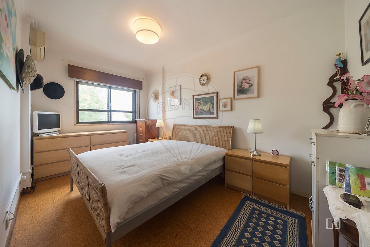 Apartamento T4 à venda em Mina de Água, Amadora — foto 10