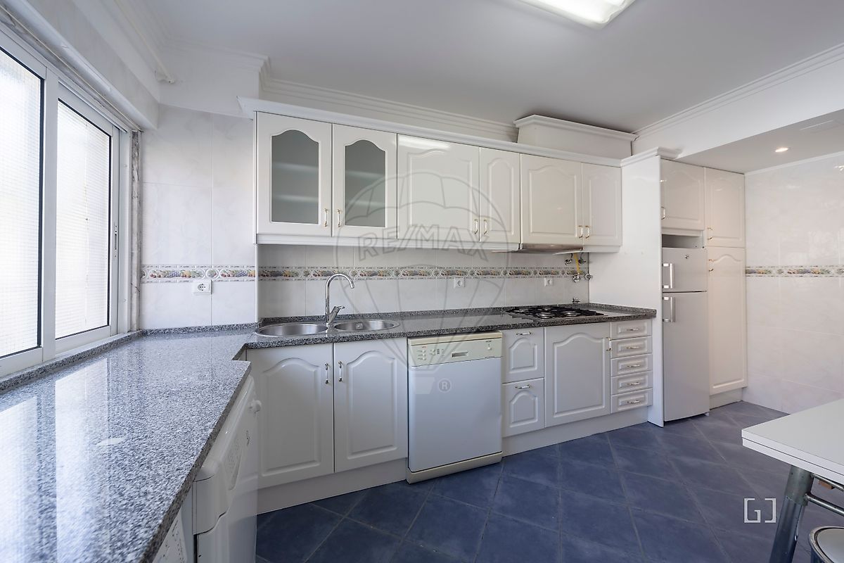 Apartamento - Mina de Água, Amadora, Lisboa