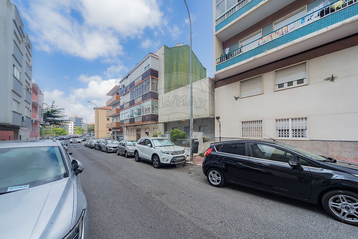 Moradia T4 à venda em Mina de Água, Amadora — foto 30