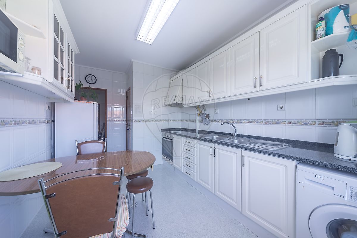 Apartamento T1 à venda em Amadora