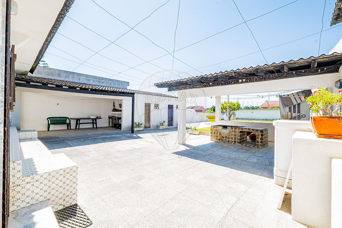 listing 123891270-3 picture-0