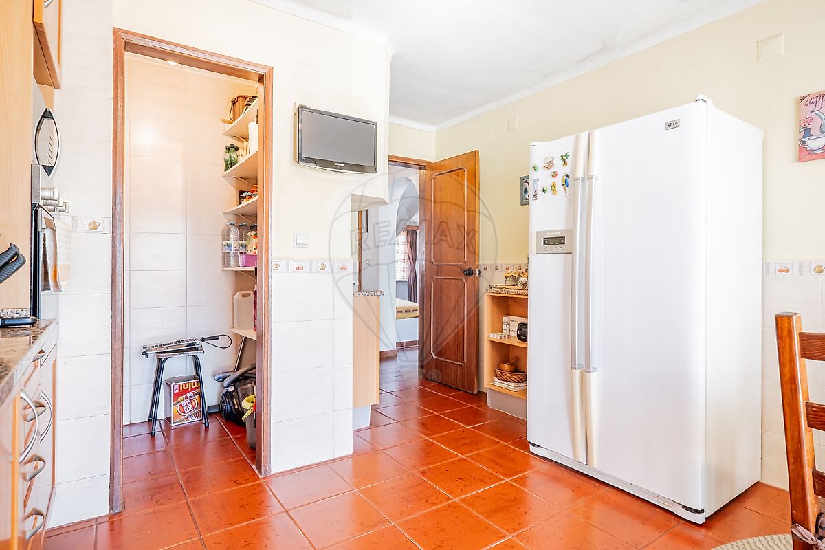 listing 123891270-3 picture-0