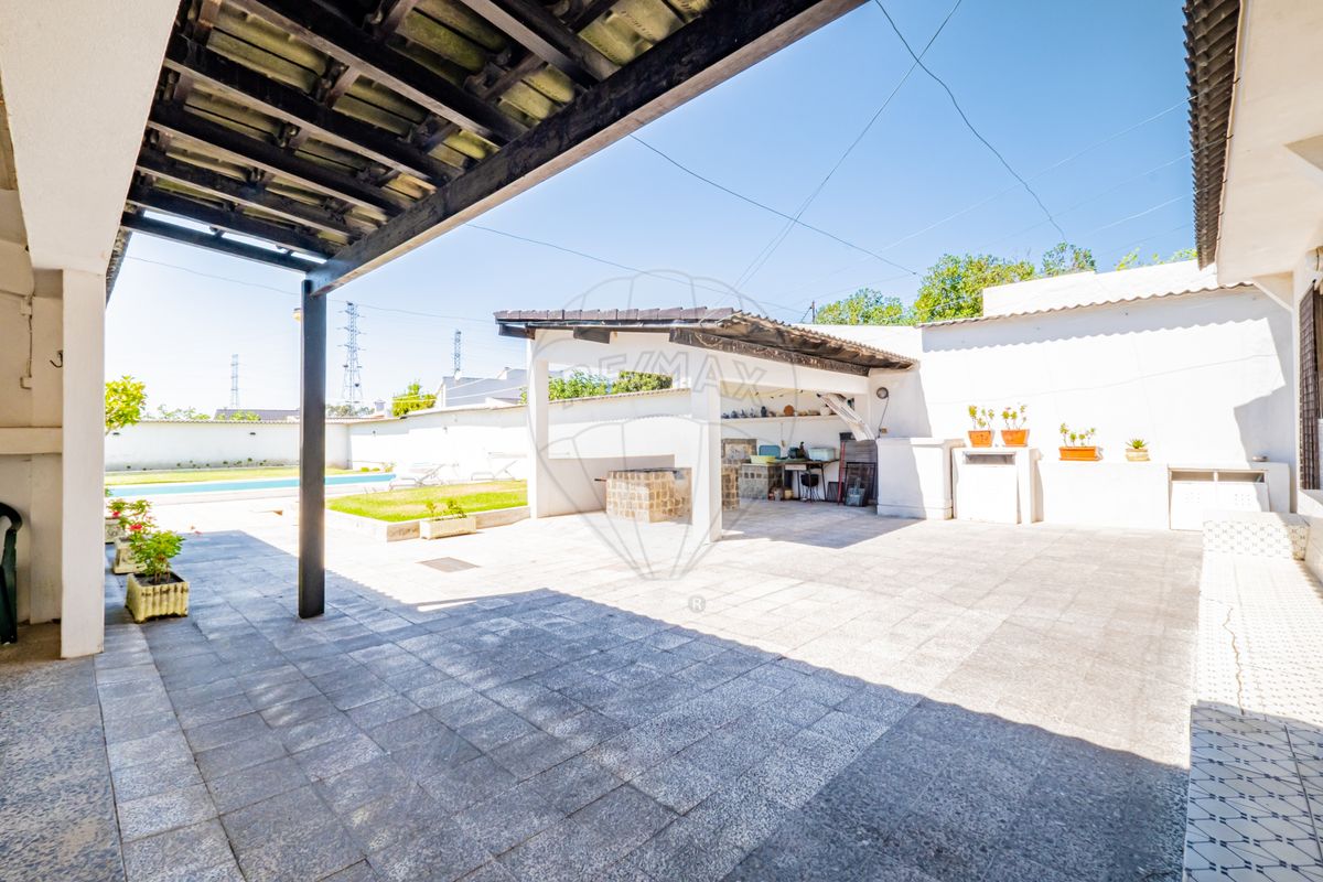 listing 123891270-3 picture-0