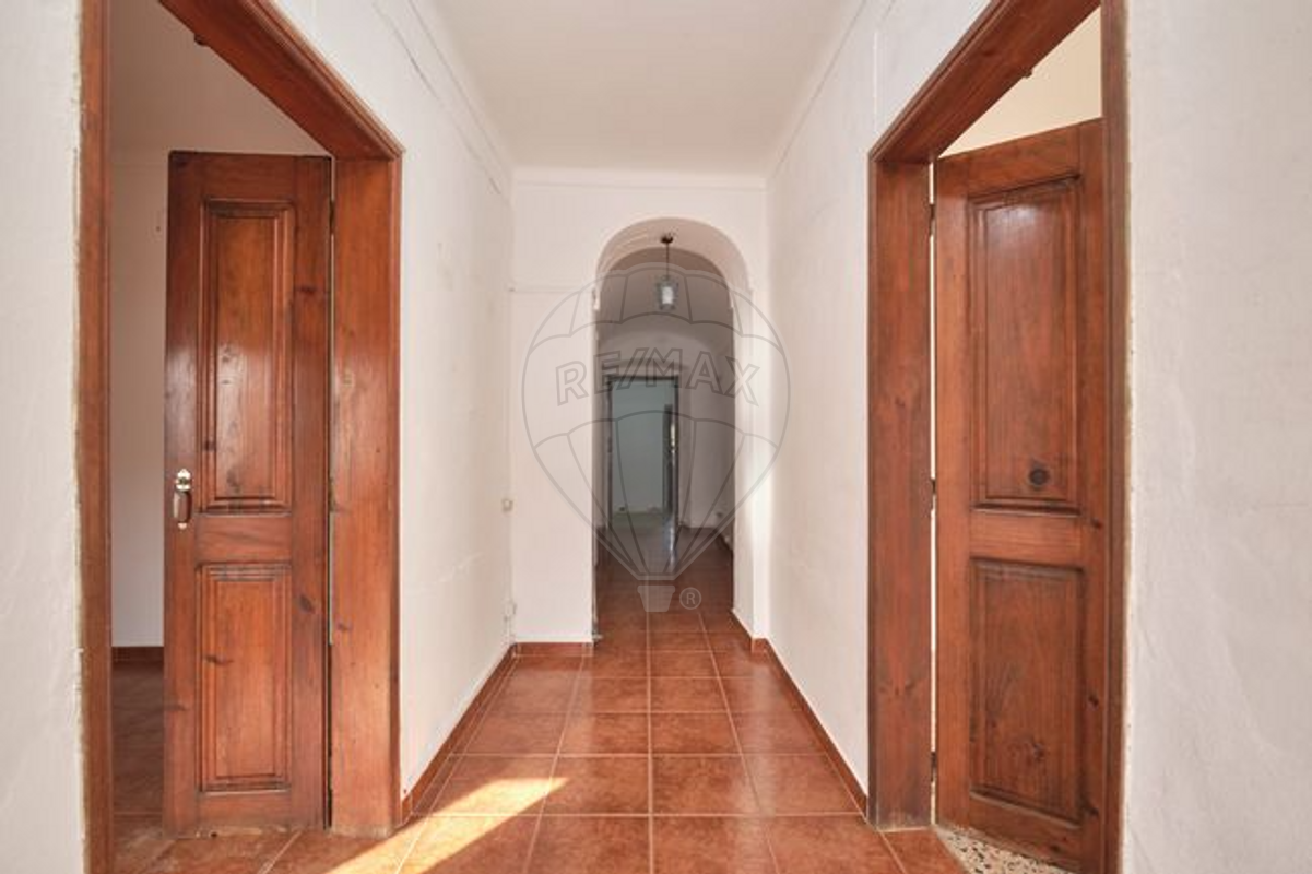 Moradia T4 para venda