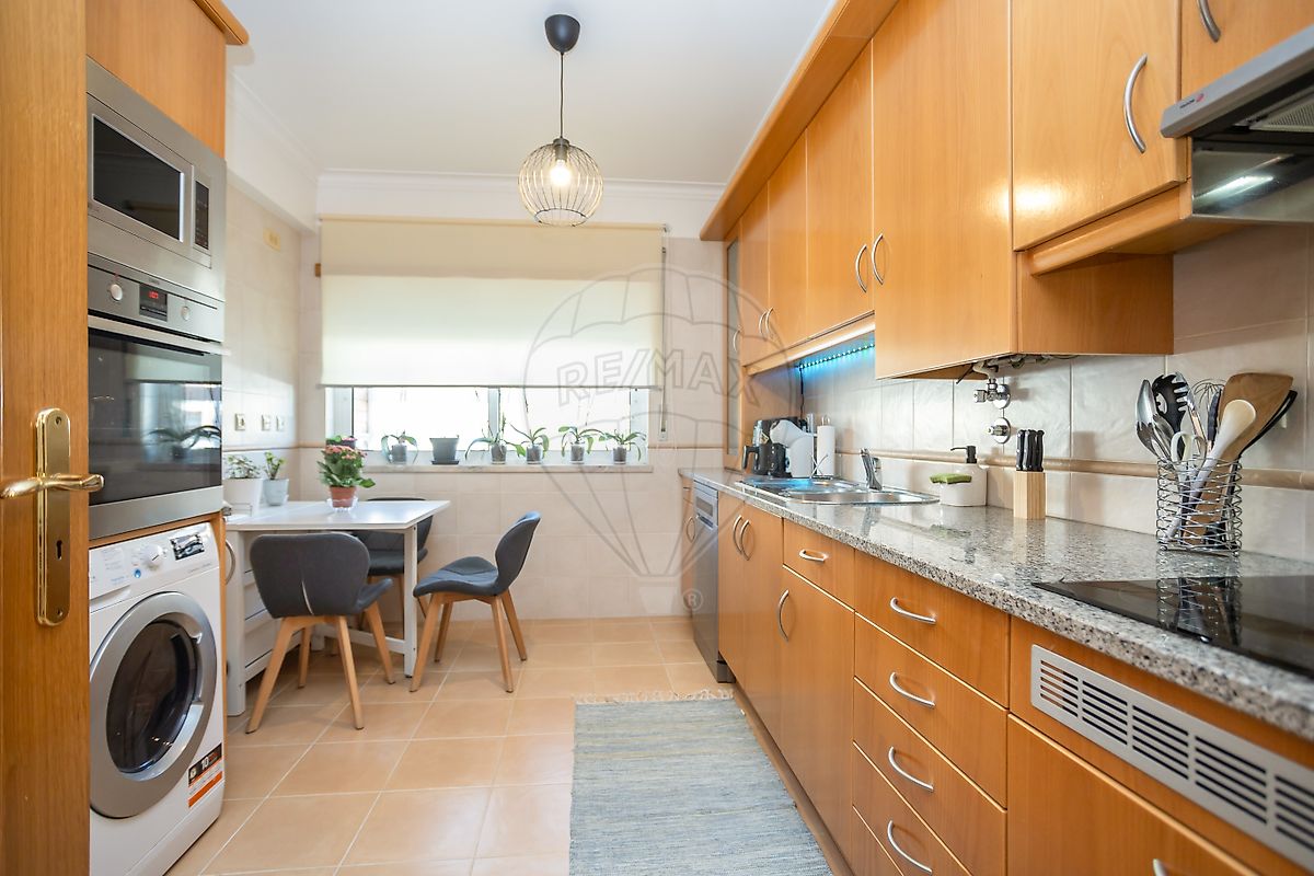 Apartamento - Palhais e Coina, Barreiro, Setúbal