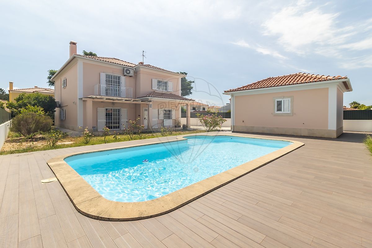 Apartamento T4 à venda em Setúbal