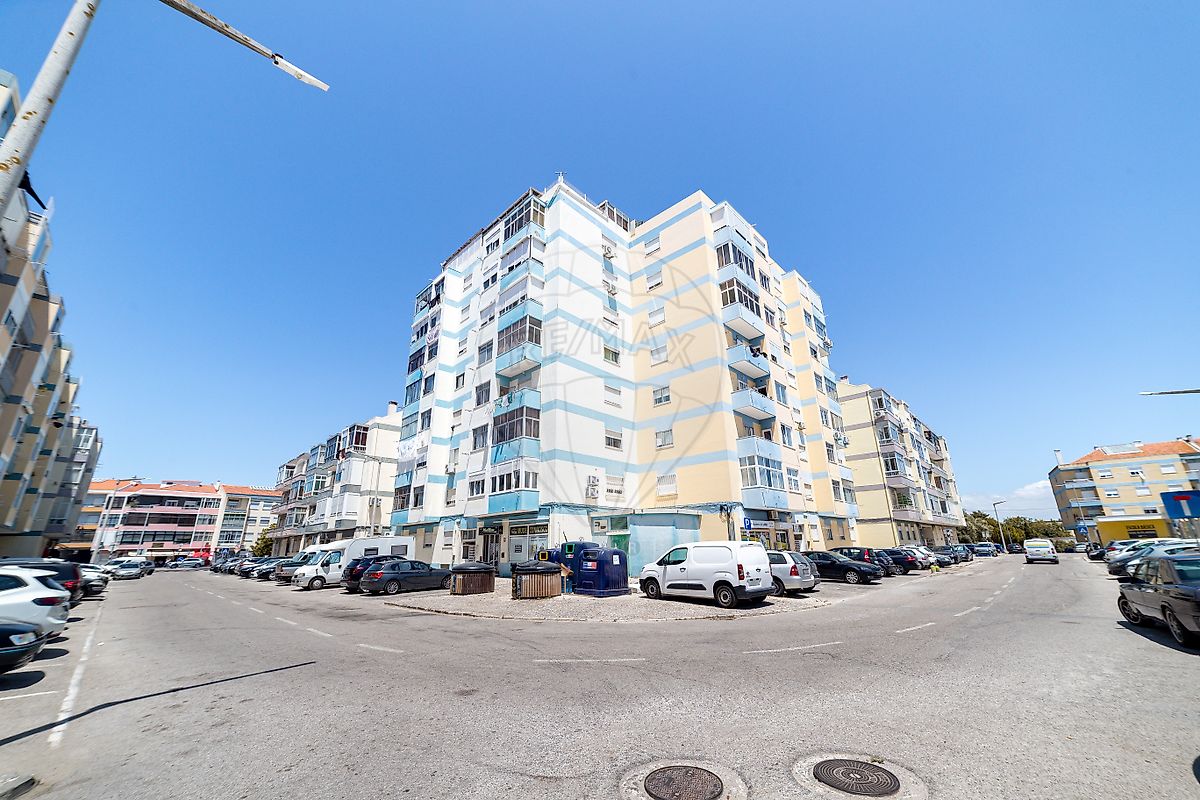 Apartamento T2 à venda em Amora, Seixal — foto 32