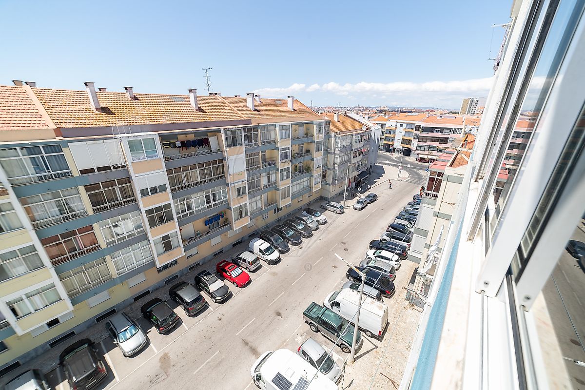 Apartamento T2 à venda em Amora, Seixal — foto 21