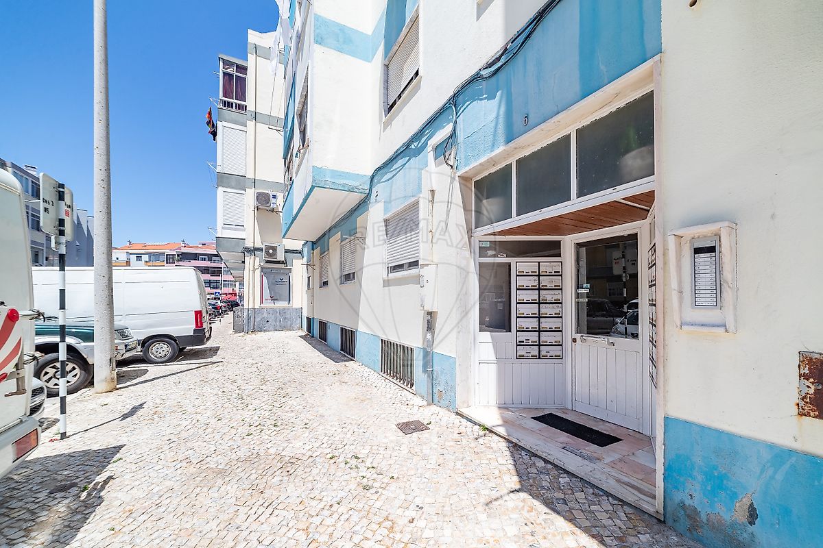 Apartamento T2 à venda em Amora, Seixal — foto 29
