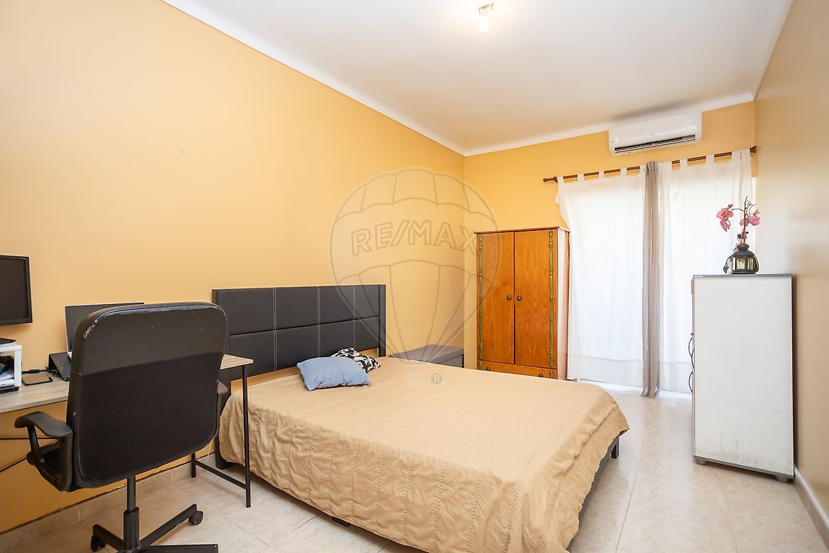 Apartamento T3 à venda em Barreiro