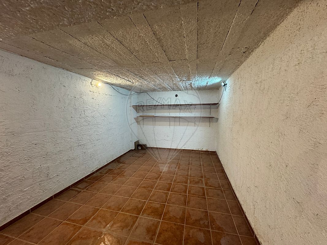 Garagem à venda em Vila Real de Santo António