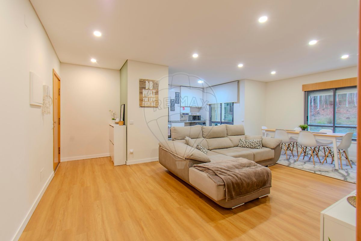 Apartamento T2 à venda em Valongo