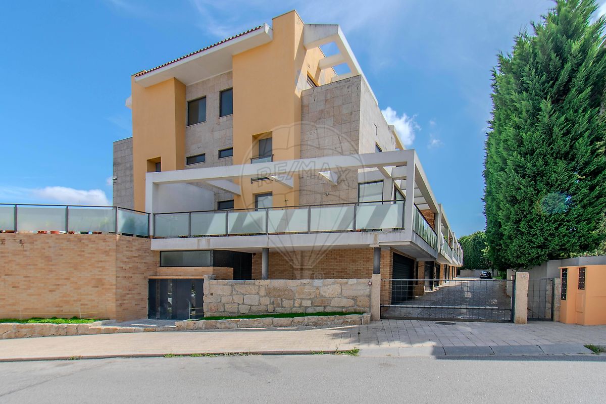 Apartamento T3 à venda em Valongo