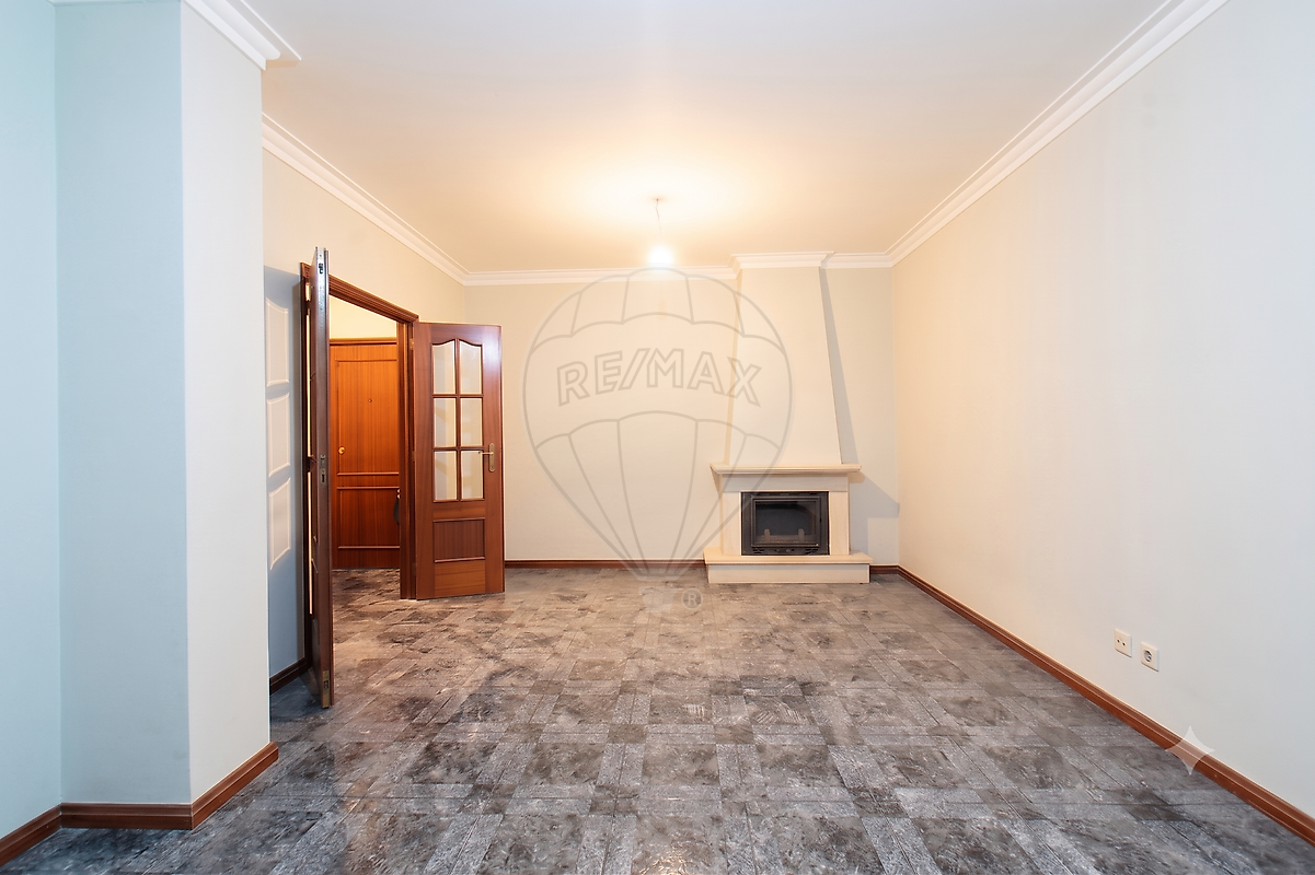 Apartamento T2 à venda em Vila Nova de Gaia